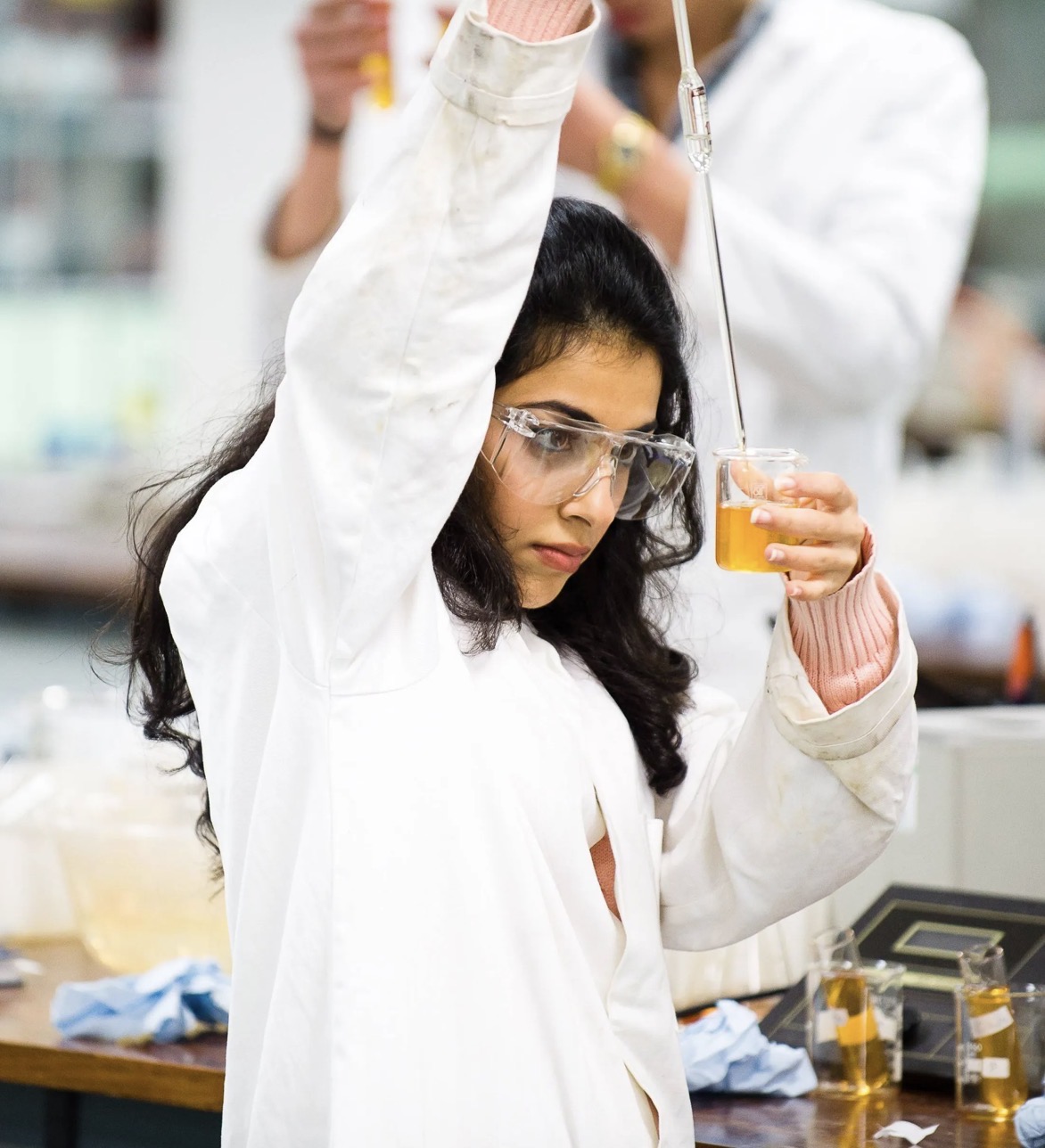 MANCHESTER EXPLORER A Summer School for Biosciences, Psychology, Engineering and Computer Science